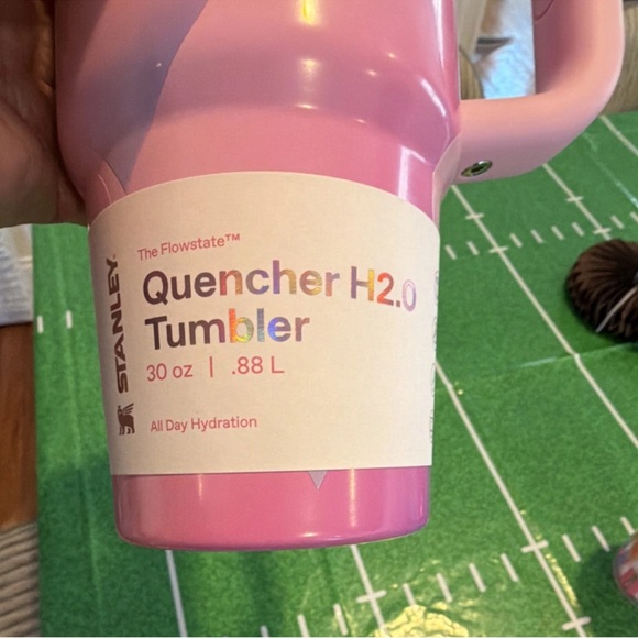 Stanley Heart Design Pink Tumbler - Picture 3 of 3